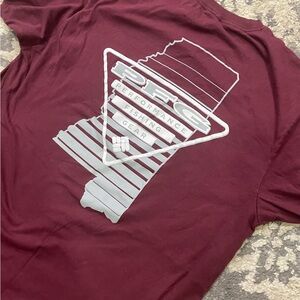 Columbia Men's Mississippi Burgundy Short Sleeve Tee